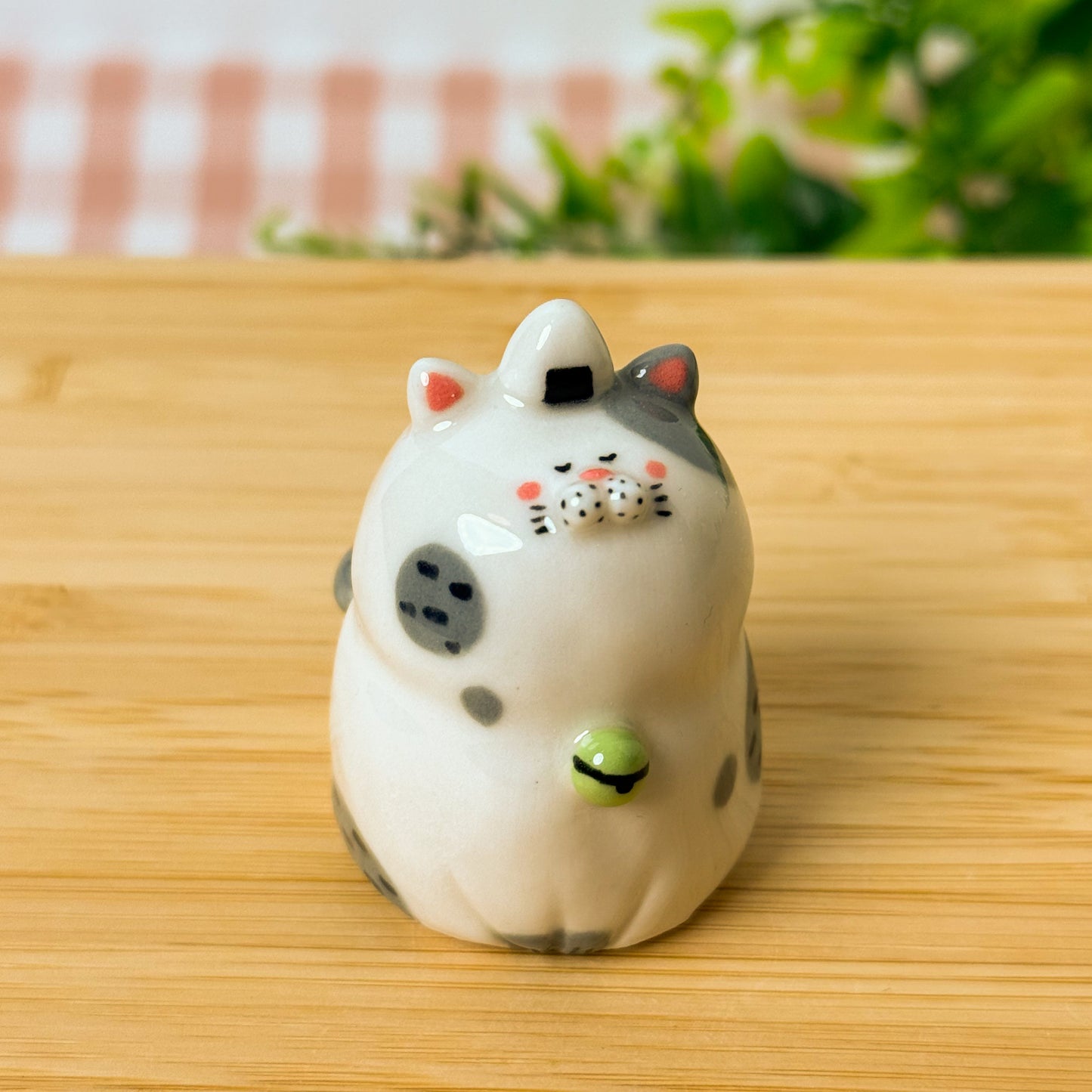 Snowball Cat Figurine
