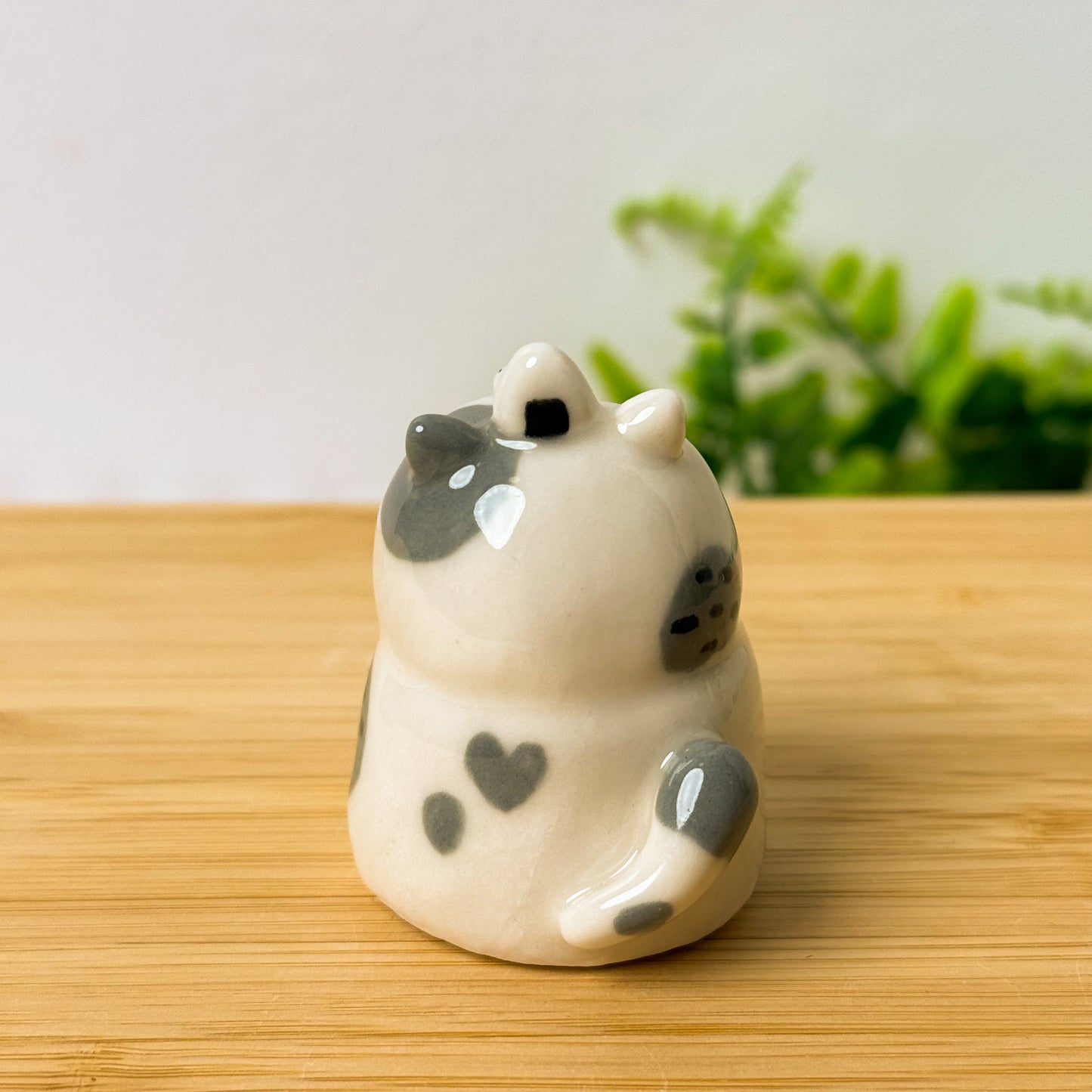 Snowball Cat Figurine
