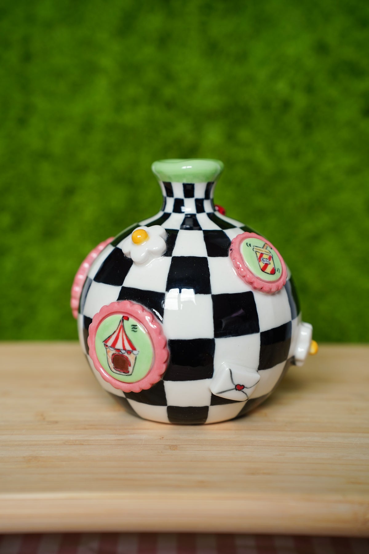 Stamp Vase Circus Theme