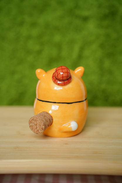 Cheddar Cat The Salt Shaker