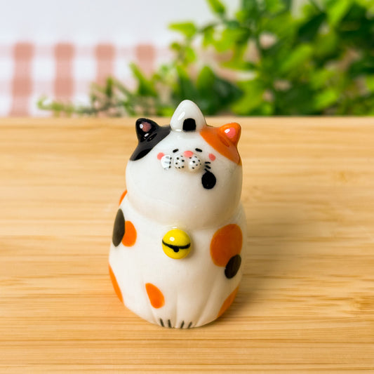 Lenny the Cat Figurine